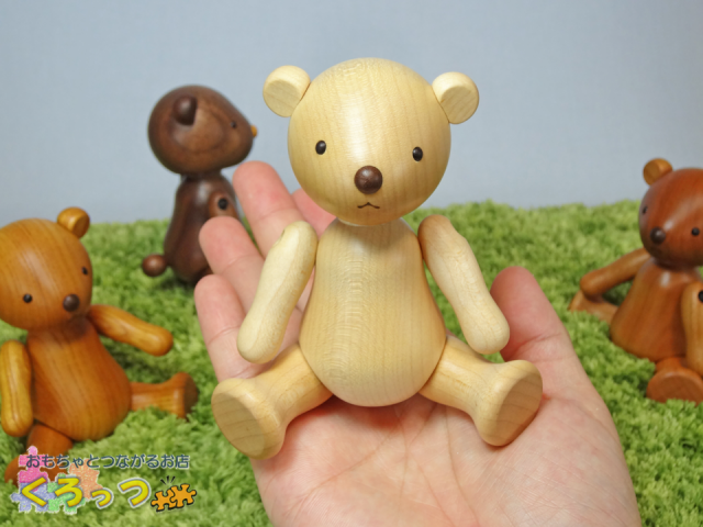ドールベア　座り　手のひら１