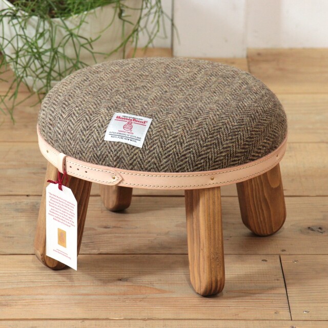 IDEE スツール　Harris Tweed 楽天市場】【ライトブラウン＆ブラウンチェック】まぁるいキッズ