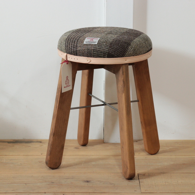 まぁるいハイスツール【ブラウンチェック】