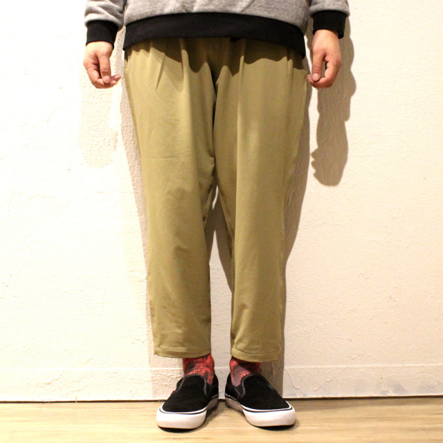 MOUNTAIN EQUIPMENT(マウンテンイクイップメント) / クロップド イージーパンツ 8部丈 ストレッチ素材/ TECH PANTS -  BEIGE /425459