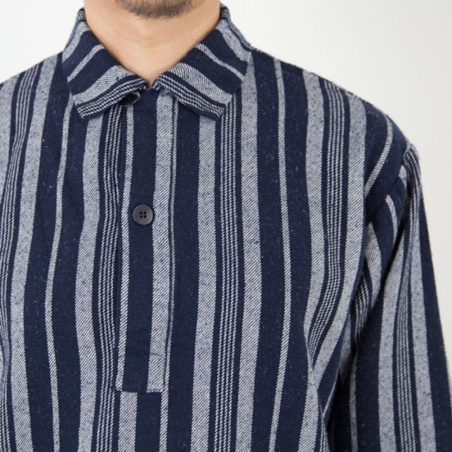 ストライプ 長袖シャツ ルーズシルエット お洒落 羽織り モード SINSS シャツ Loose silhouette striped shirt / ルーズ