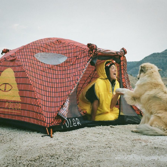 PolerCamping