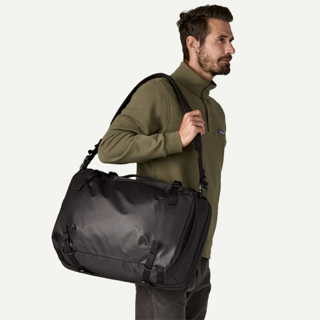 patagonia パタゴニアMLC BAG / 45L 3WAYバッグ大容量 パタゴニアのスーツケースとドッキングできる3WAYバッグが手放せ