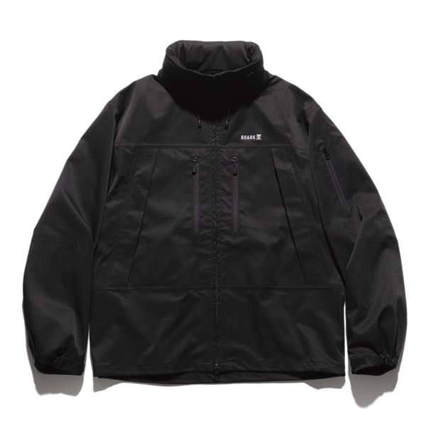 ROARK（ロアーク）CARAVANJACKETブラックRJJ1154。防水・撥水性を備えた高機能シェルジャケット。