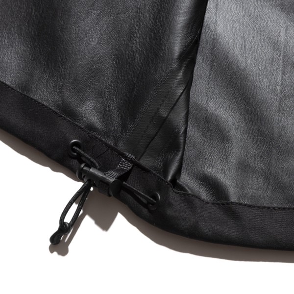 ROARK（ロアーク）CARAVANJACKETブラックRJJ1154。防水・撥水性を備えた高機能シェルジャケット。