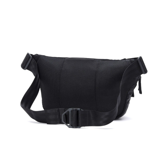 クローム ボディバッグ ブラック Amazon | [クローム] ボディバッグ ZIPTOP WAISTPACK 2.4L 撥水 BLACK