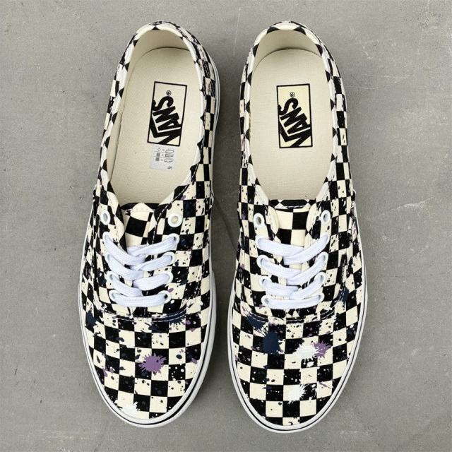 VANS,ローカットスニーカー,カリフォルニア,AUTHENTIC,VN000D7YIBW,バンズ,ヴァンズ,オーセンティック,チェッカー
