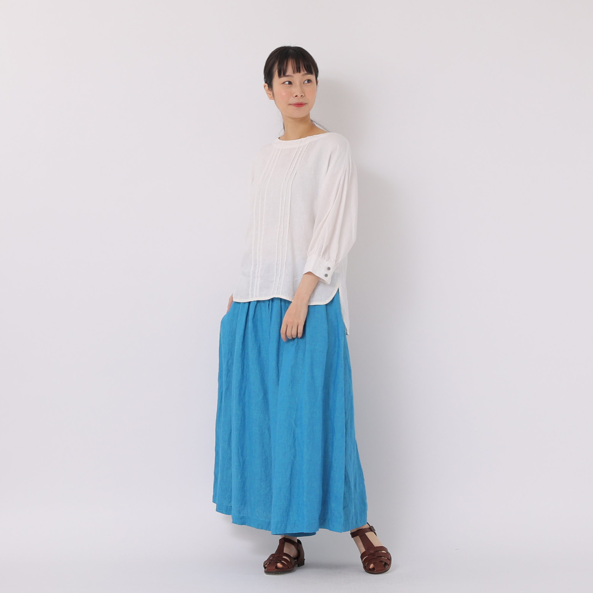 ＴＵＴＩＥ．（ツチエ）リネンカラーシャンブレータックワイドパンツ 【0623PT-66072】