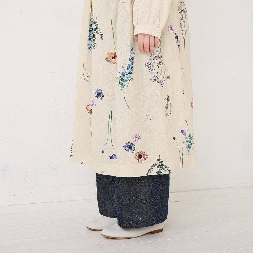 RINコラボ】リネン染色ドライフラワープリントエプロンワンピース