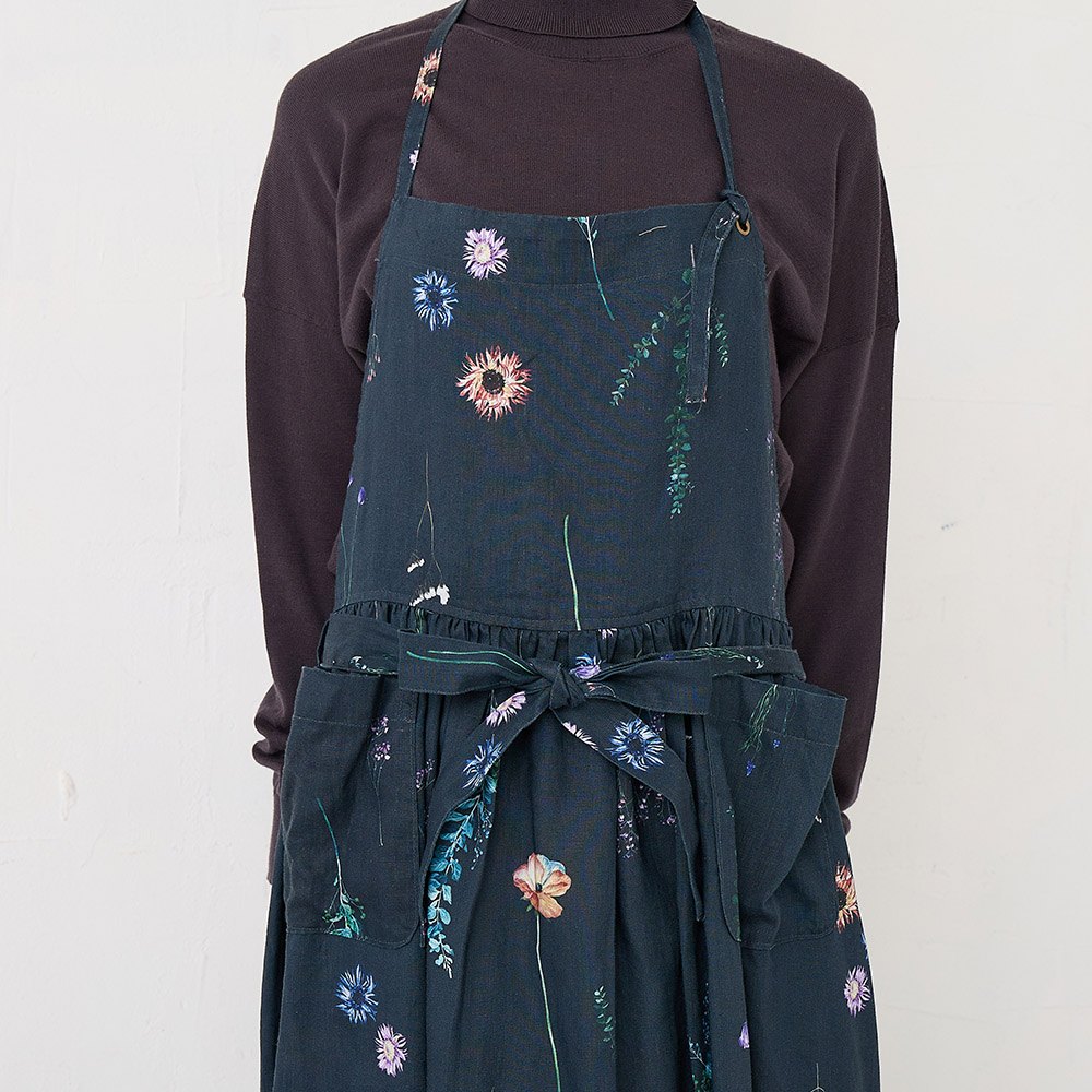 ★五日間限定！6.7万R&B.M. CO. フラワープリント リネンワンピース RINコラボ】リネン染色ドライフラワープリントエプロンワンピース