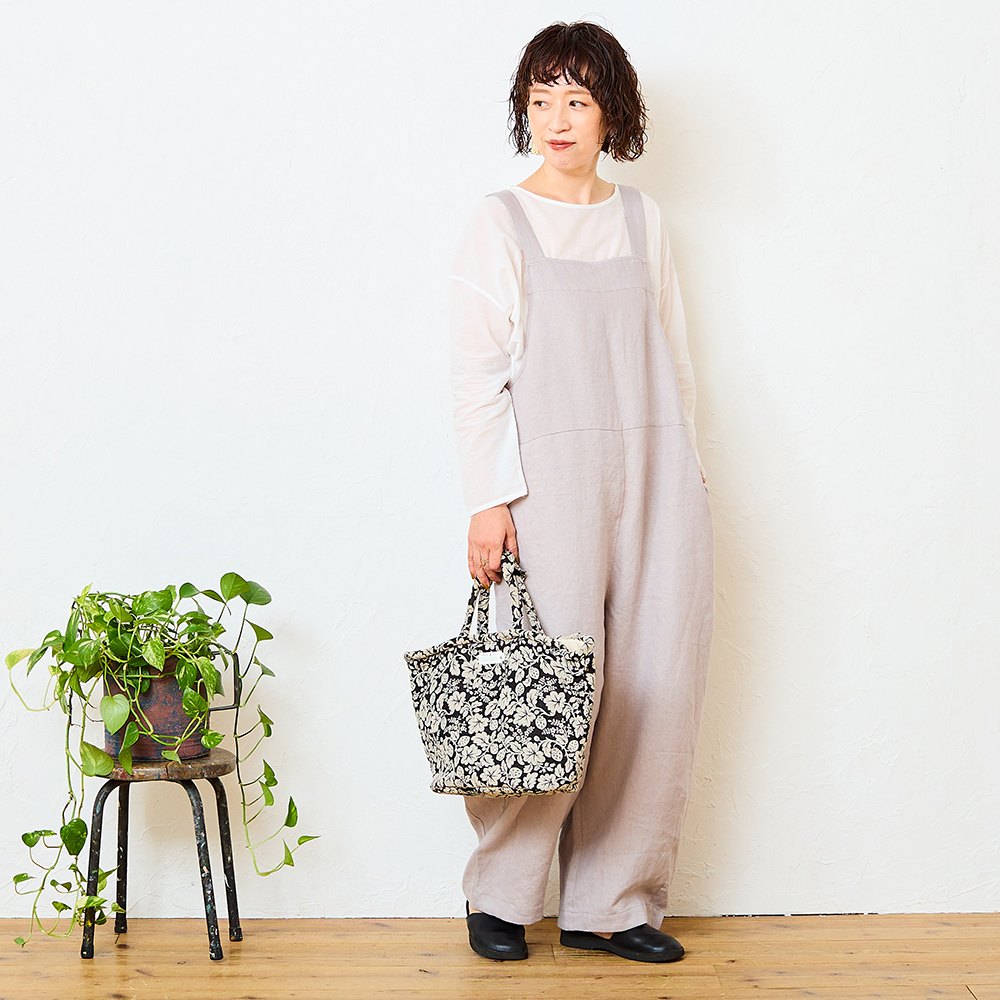 TUTIE. 【tomomiさんコラボ】リネンデニムサロペット 再販売【tomomiさんコラボ】リネンデニムサロペット