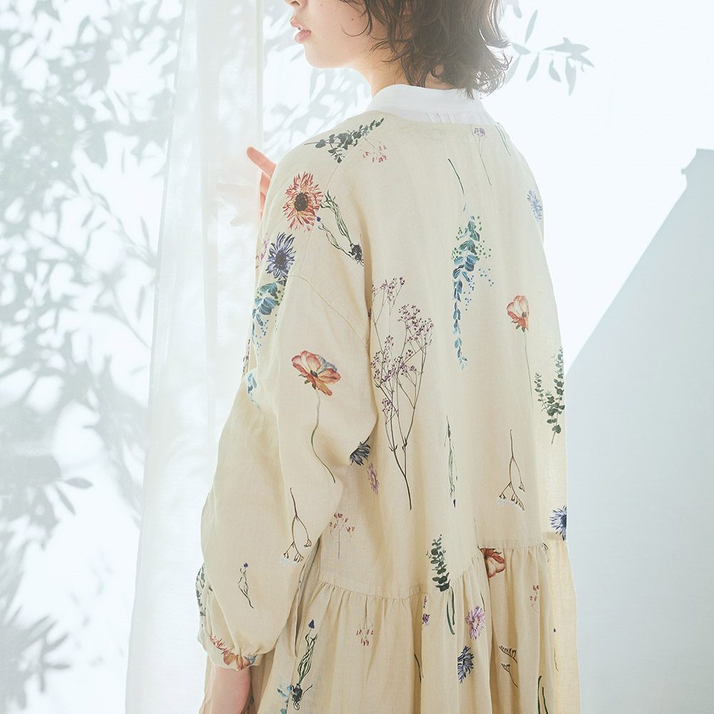 【店舗限定品】ナンシーローズ　シフォン　ワンピース（キナリ） RINコラボ】リネン染色ドライフラワープリントワンピース