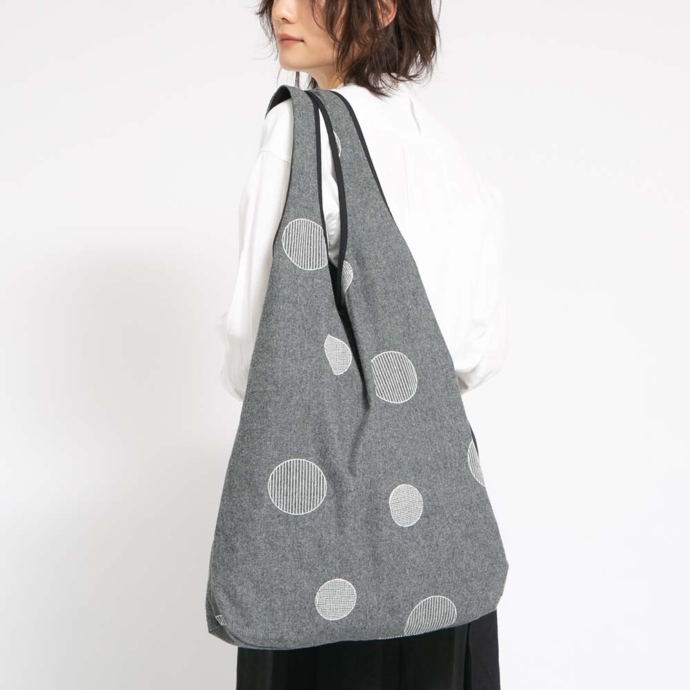 コットン起毛ドット刺繍トートバッグ