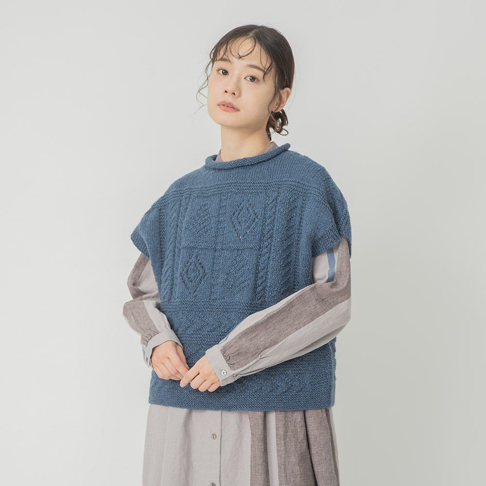 ウールハンドニットベスト