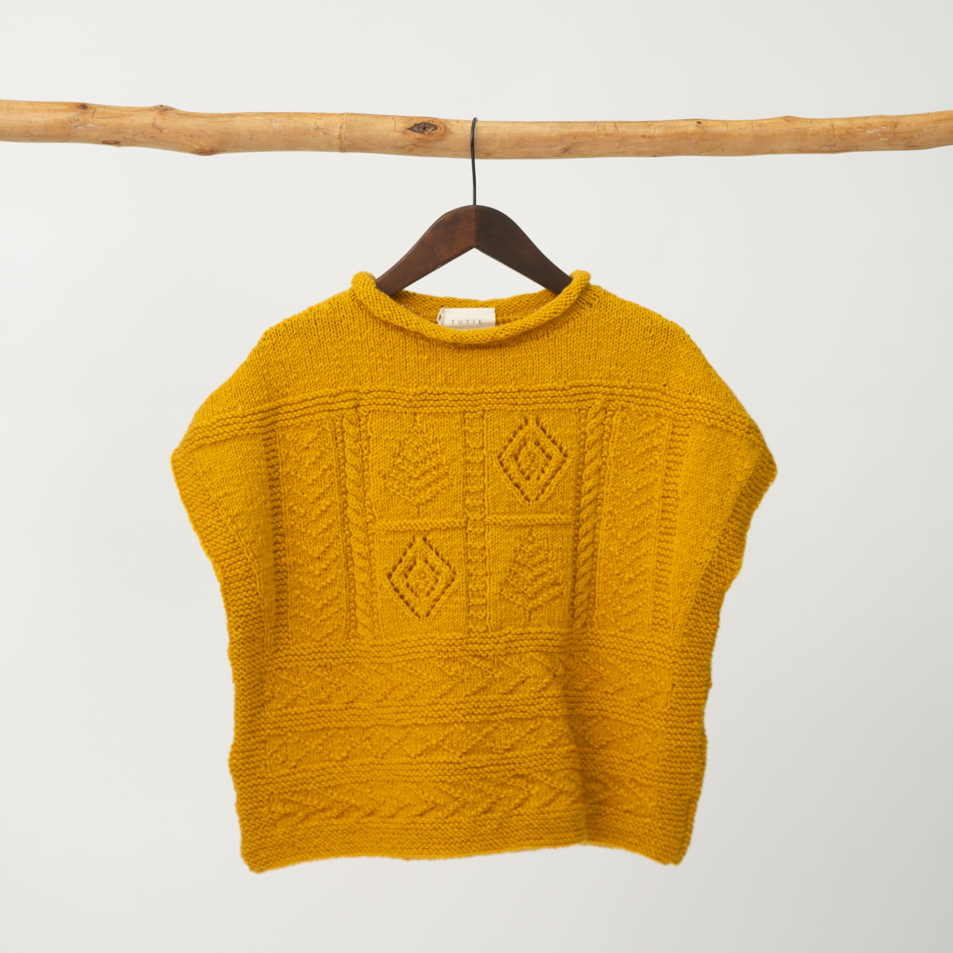 ウールハンドニットベスト