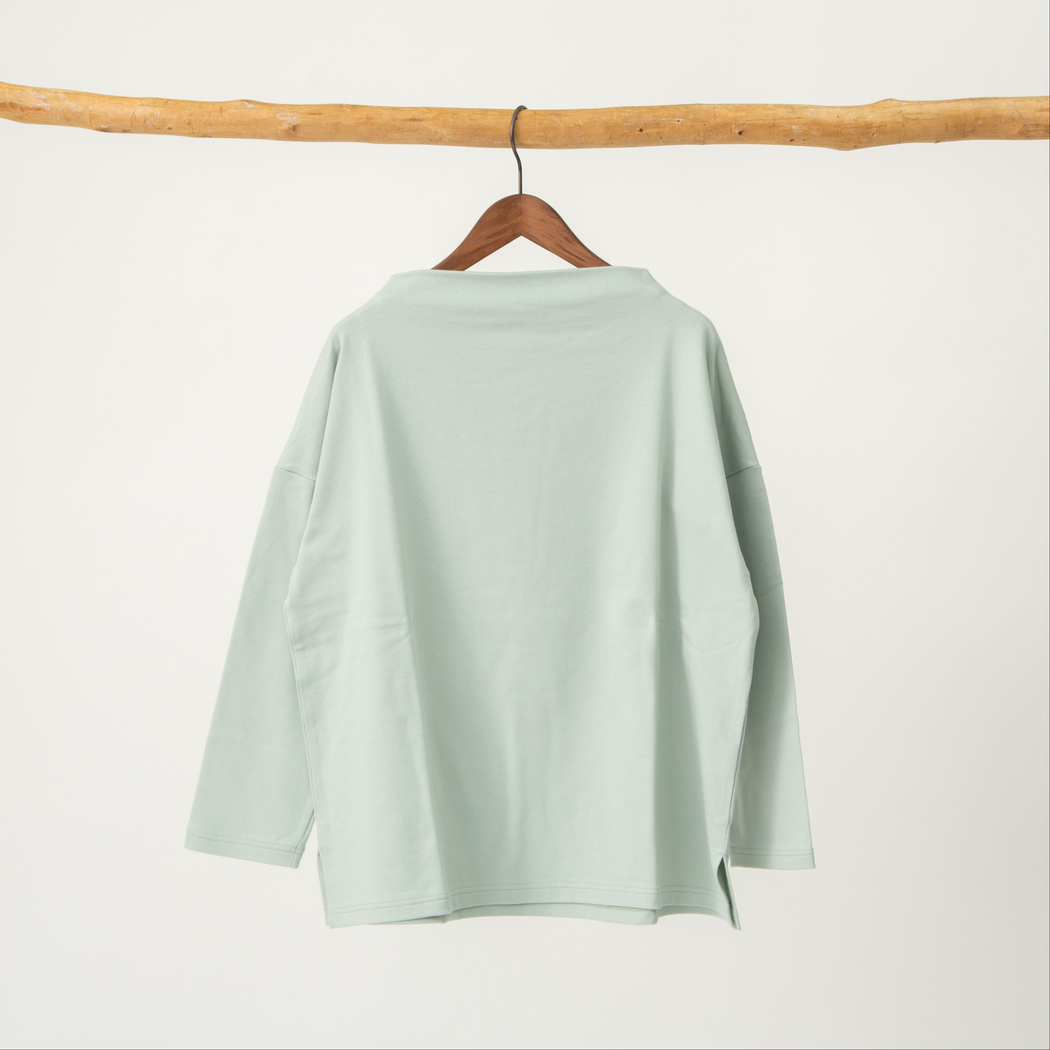 デクラーク裏毛ボトルネックプルオーバー