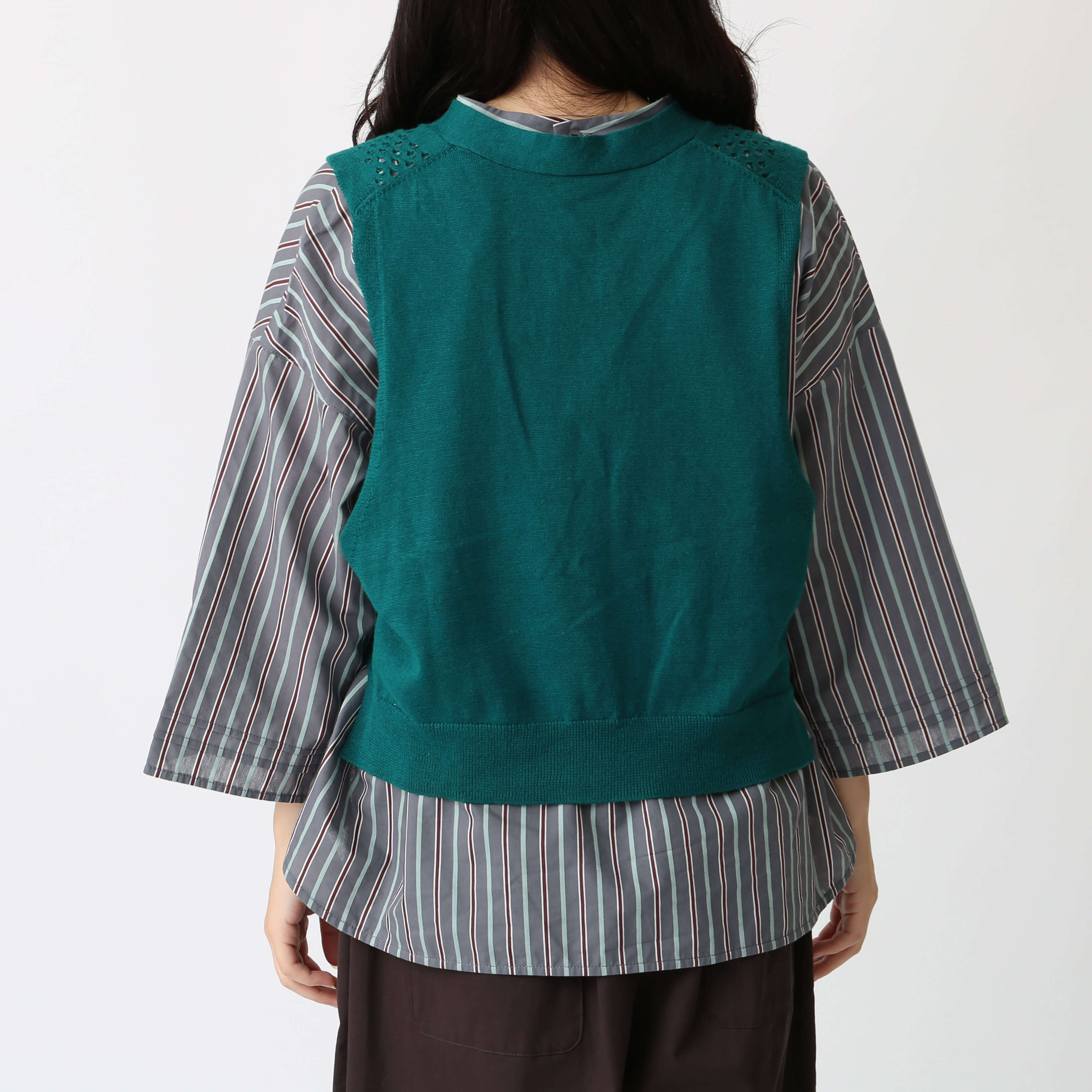 コットンリネンアイレットニットベスト