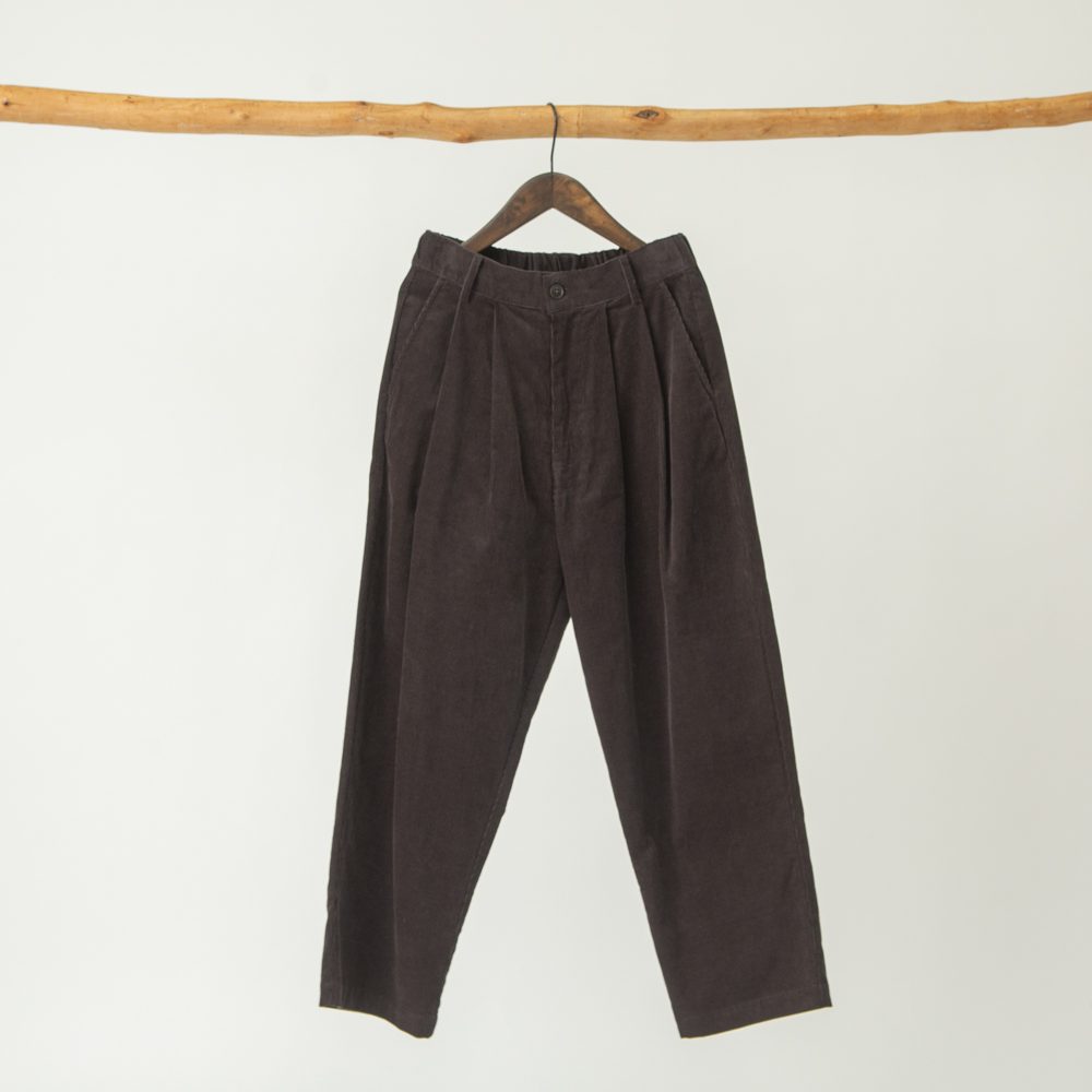 コットンコーデュロイタックパンツ