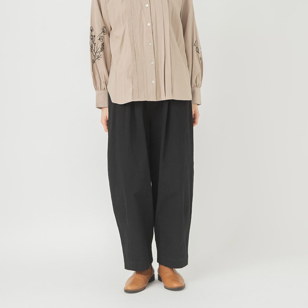 コットンツイルピーチ起毛コクーンパンツ