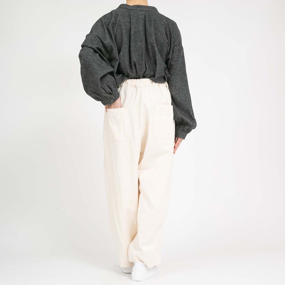 コットンツイルピーチ起毛コクーンパンツ