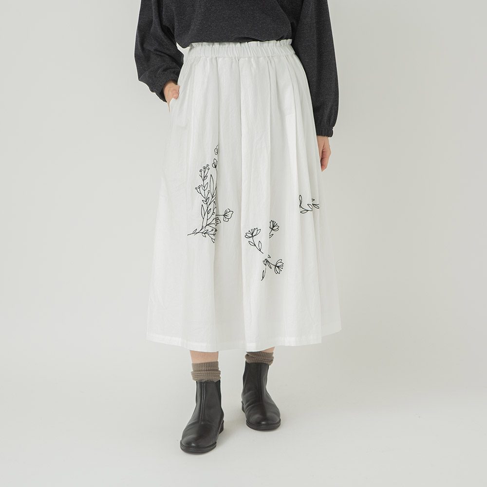 801t*新品 コットンハウスアヤ カッスルクームガーデン フラワー刺繍スカート コットンハウスアヤ Castle Combe Garden カッスルクームガーデン