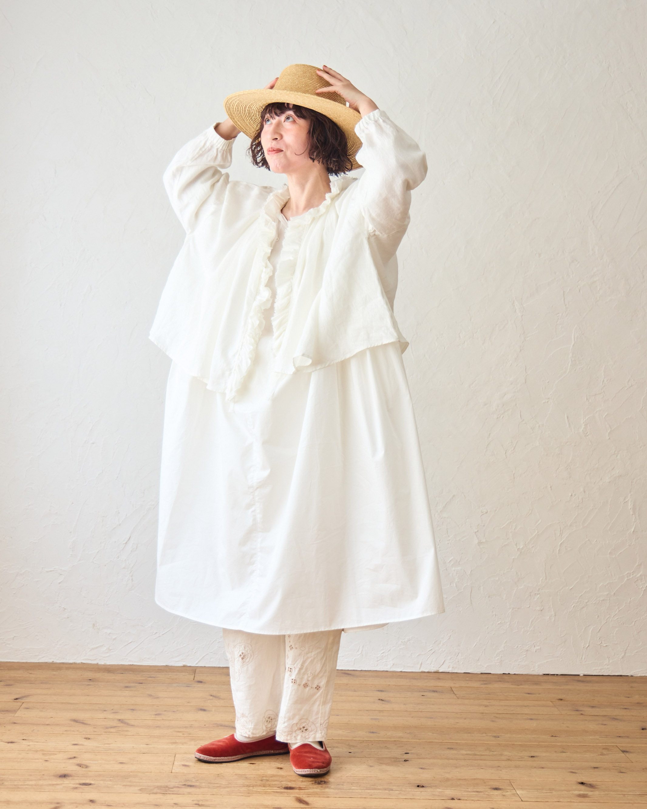 なも。 美品 イレーヴ タイプライター スキッパーワンピース& トゥジュー なも。 美品 イレーヴ タイプライター スキッパーワンピース