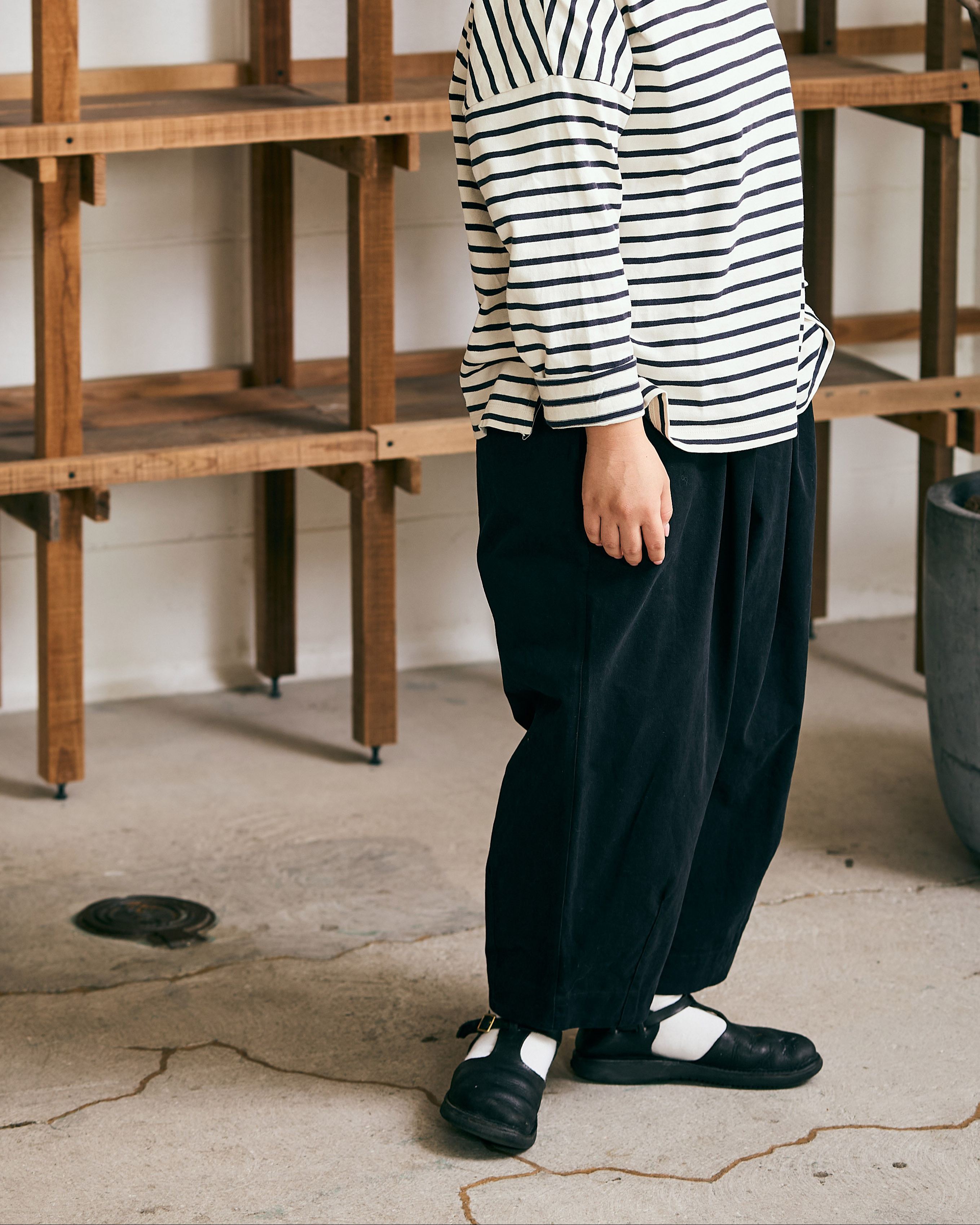 【美品】marka オーバータックパンツ SALE】タックワイドパンツ/3カラー