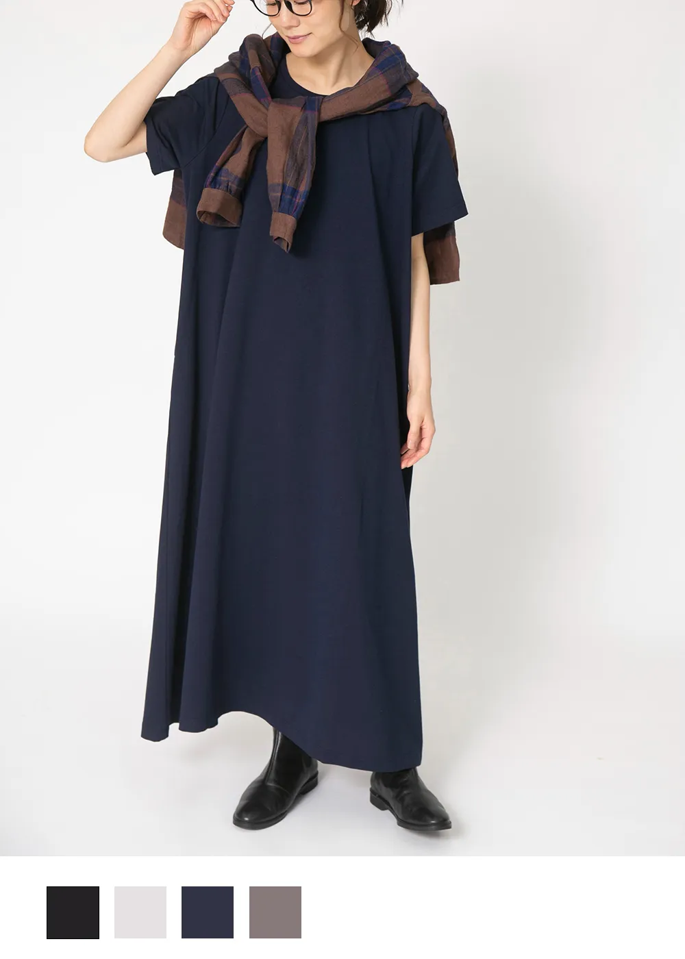 モデル身長：164ｃｍ　着用カラー：ネイビー