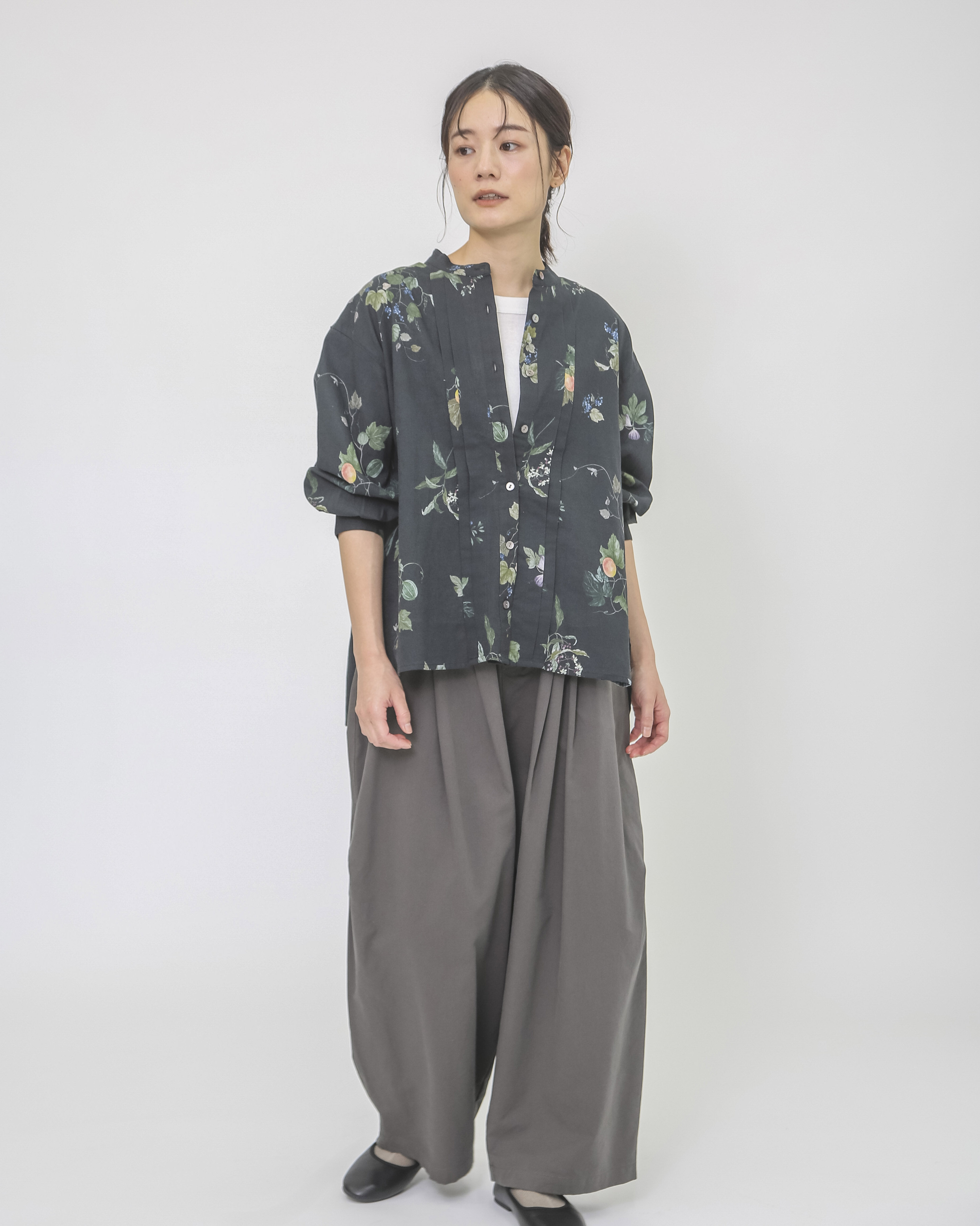 コットンリネンボタニカルプリントブラウス