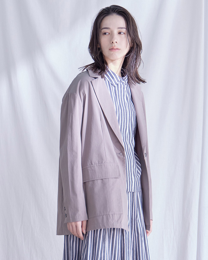 T. カラーストライプデザインスリーブブラウス