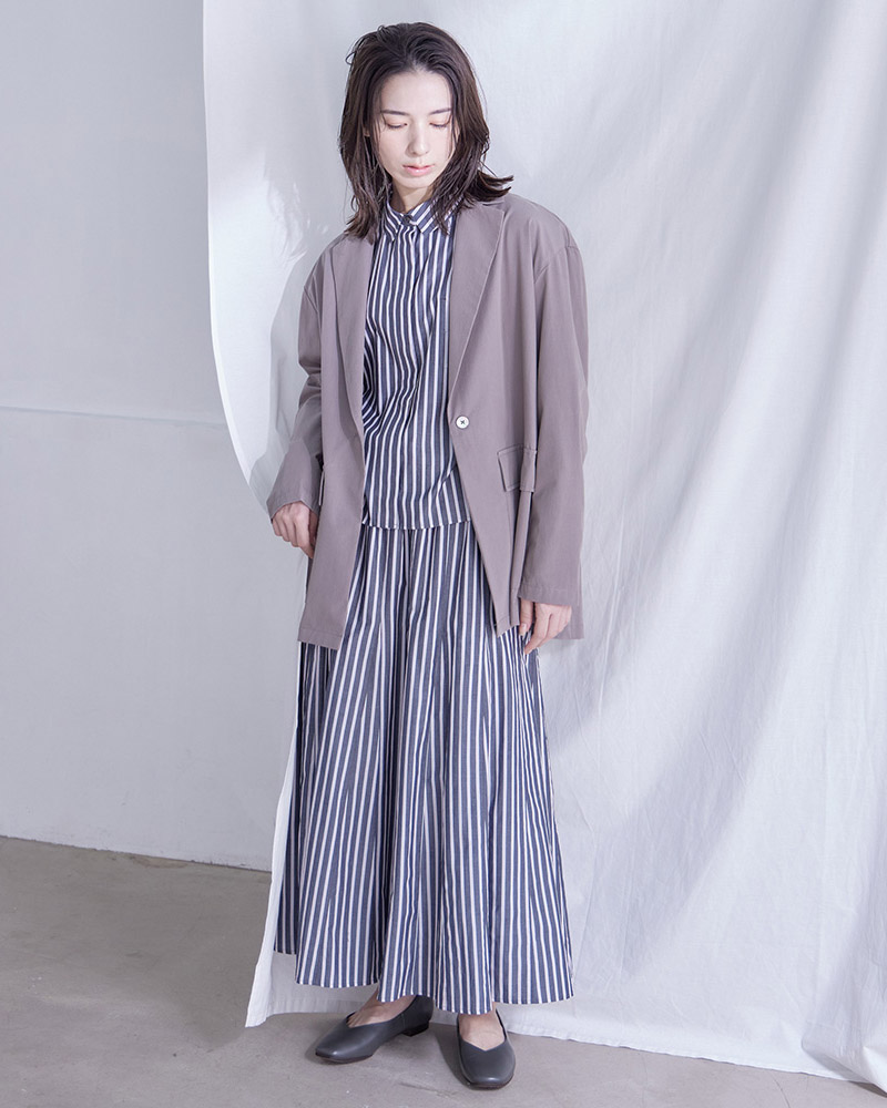 T. カラーストライプデザインスリーブブラウス