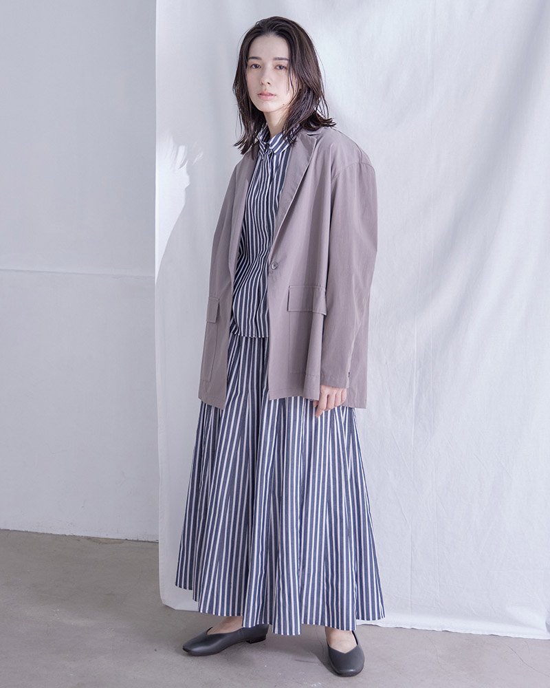 T. カラーストライプデザインスリーブブラウス