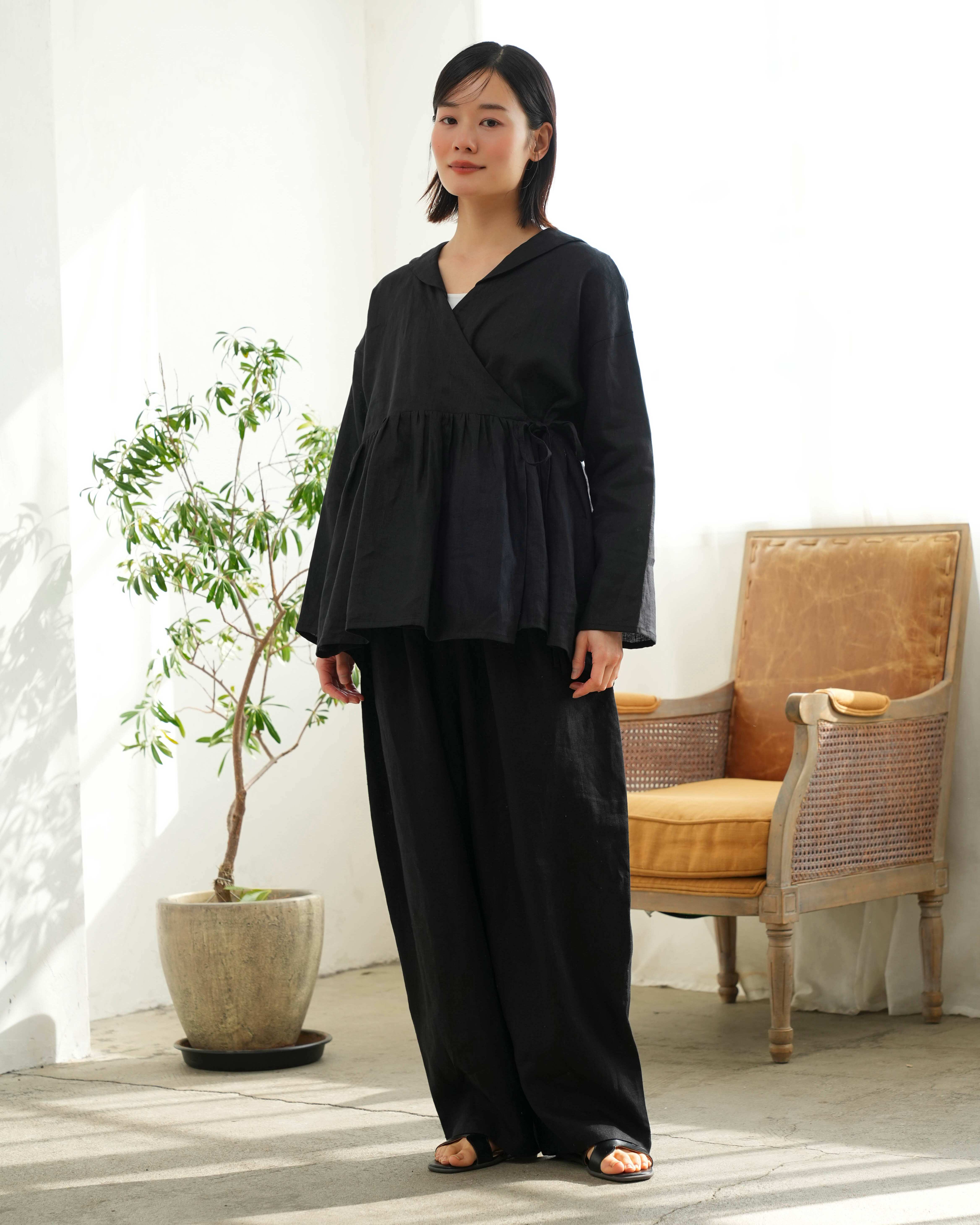 ゆうき  定価17,280円  emmi リネンカシュクールトップス リネンカシュクール】見惚れる艶と色味 プレミアムリネン フード