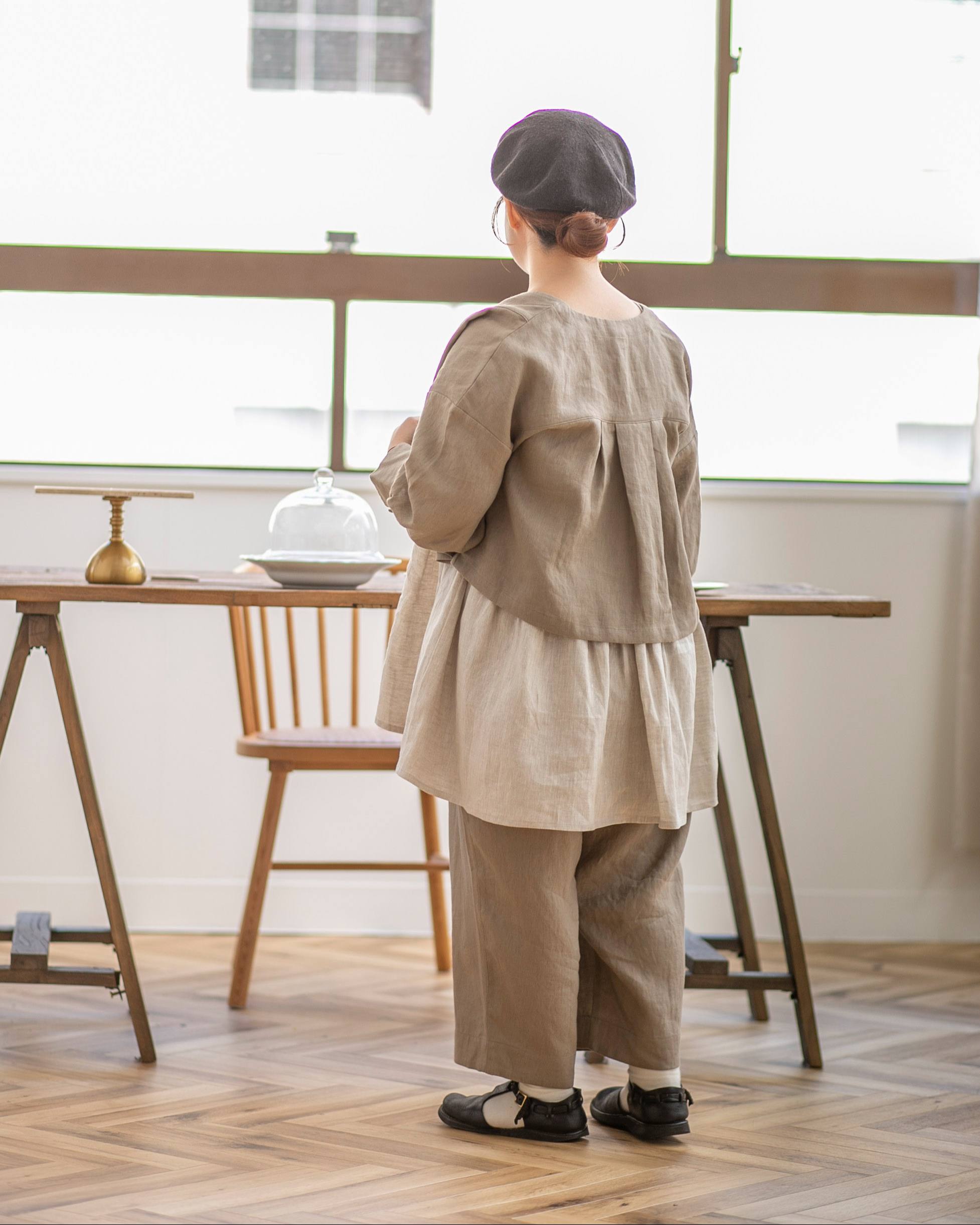 リネンショートスモックブラウス　ナチュラル atelier naruse｜リネンスモックブラウス - くらすこと(クラスコト