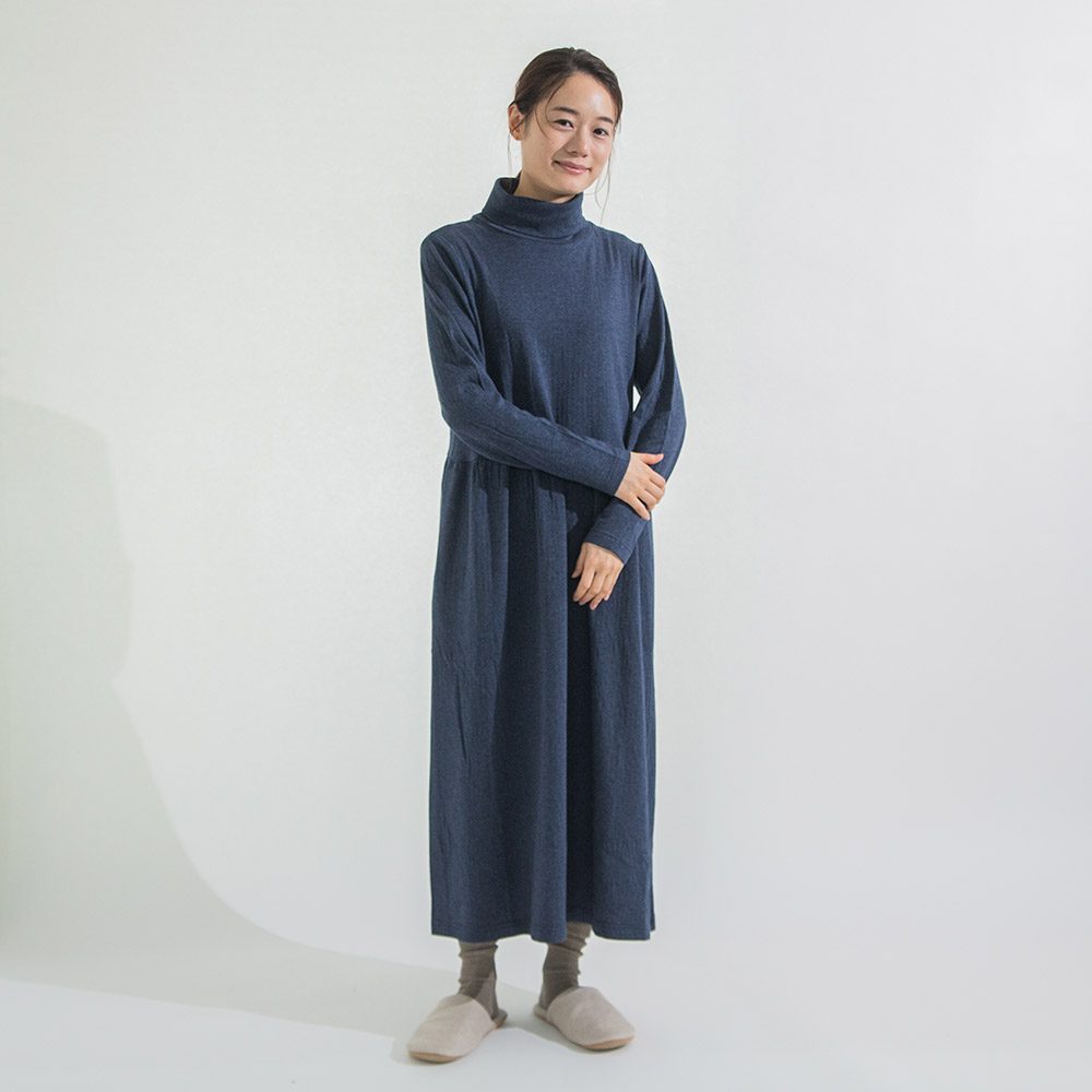 黒のハイネックジッパーワンピース wee9s ワンピース high neck half zip up sweat one piece