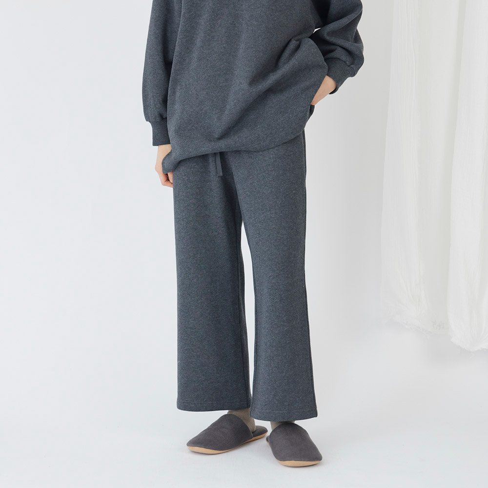 【ぬくふわ】コットン裏毛起毛ワイドストレートパンツ