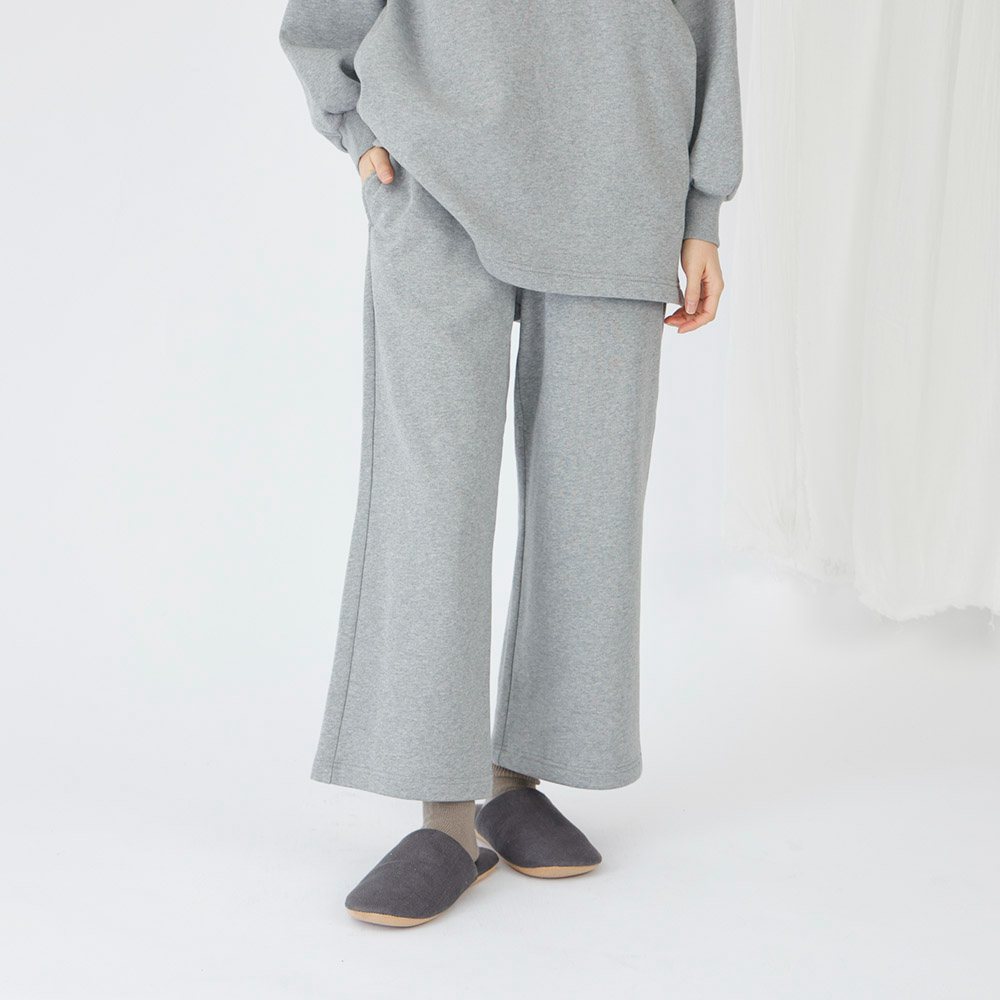 【ぬくふわ】コットン裏毛起毛ワイドストレートパンツ