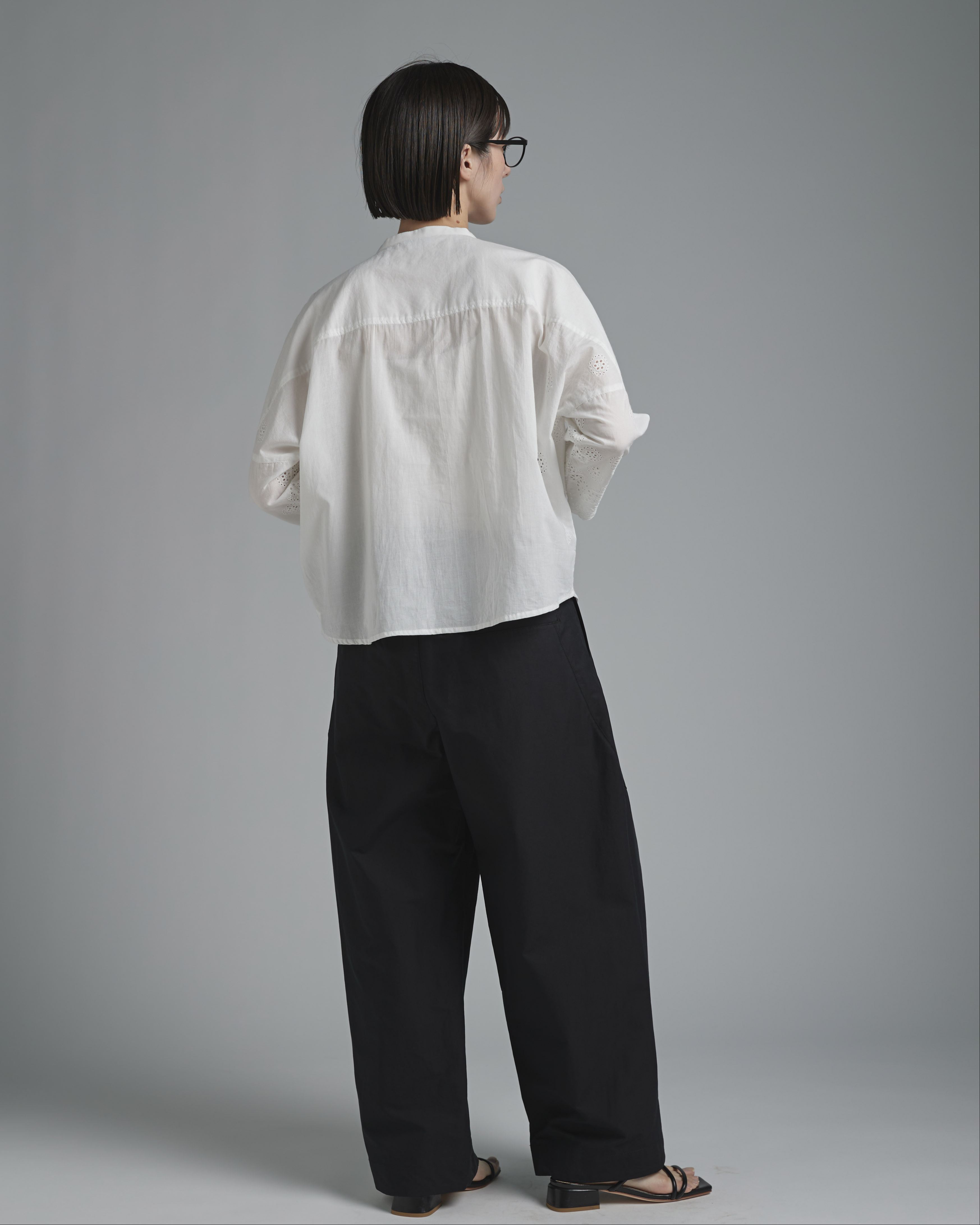 T. スカラップレースブラウス