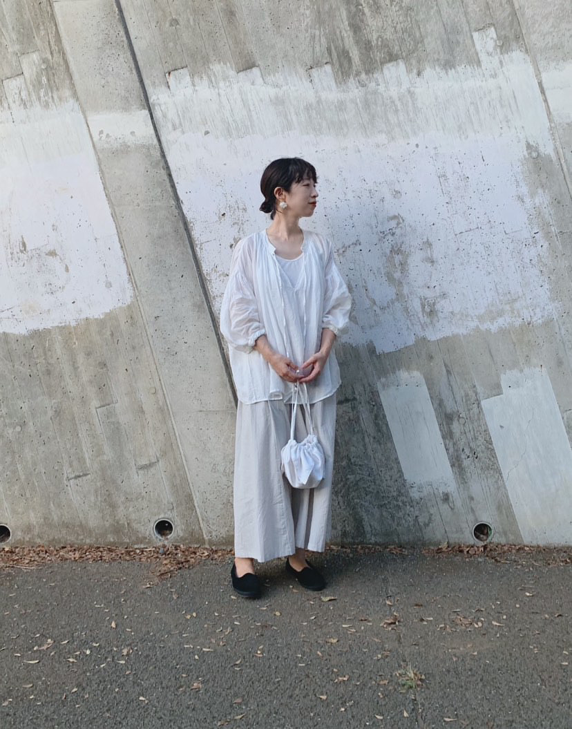 麻(リネン)100％ 天然素材の人気2WAYブラウスブ｜ナチュラル