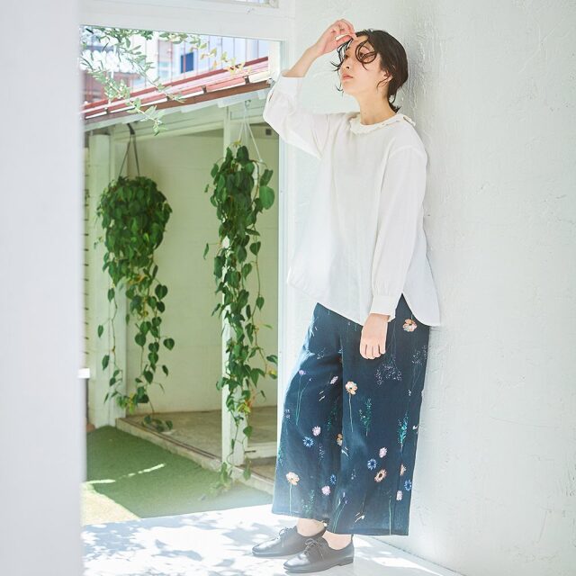 RINコラボ】リネン染色ドライフラワープリントパンツ