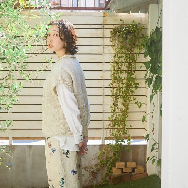 リネン混*デザインテーパードパンツ　handmade 生成り リネン混*デザインテーパードパンツ handmade 生成り