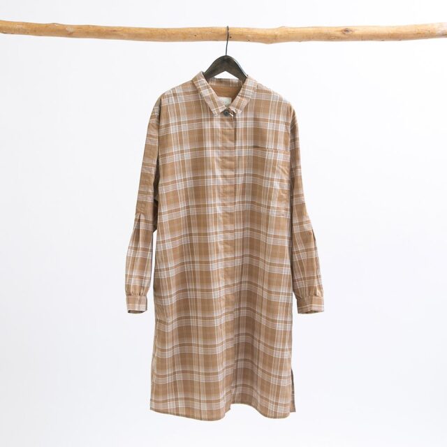 0624AT-52606 リヨセルコットンチェックロングシャツ