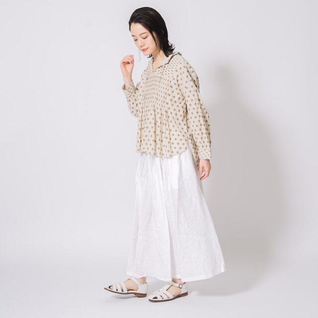 Meets india～コットンフラワープリントピンタックブラウス