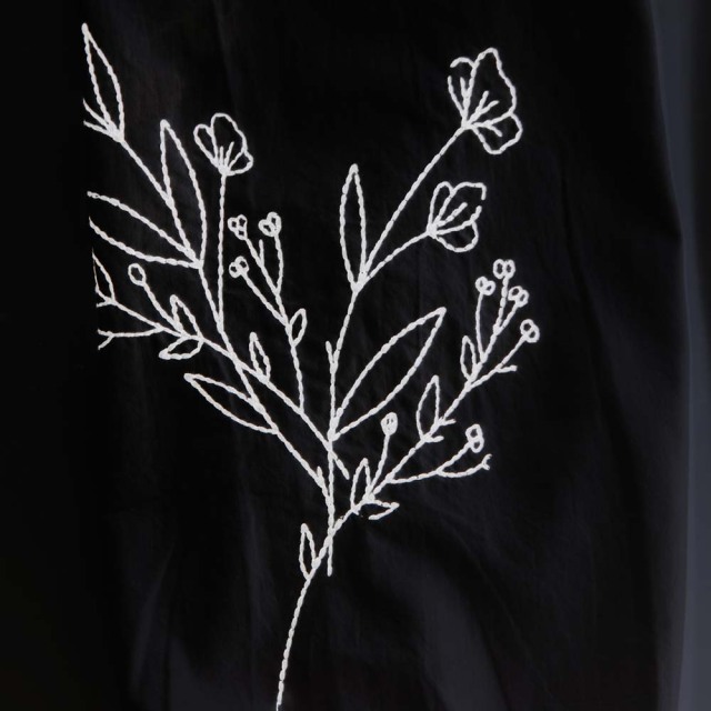 0624WT67017コットンビエラフラワー刺繍スカート