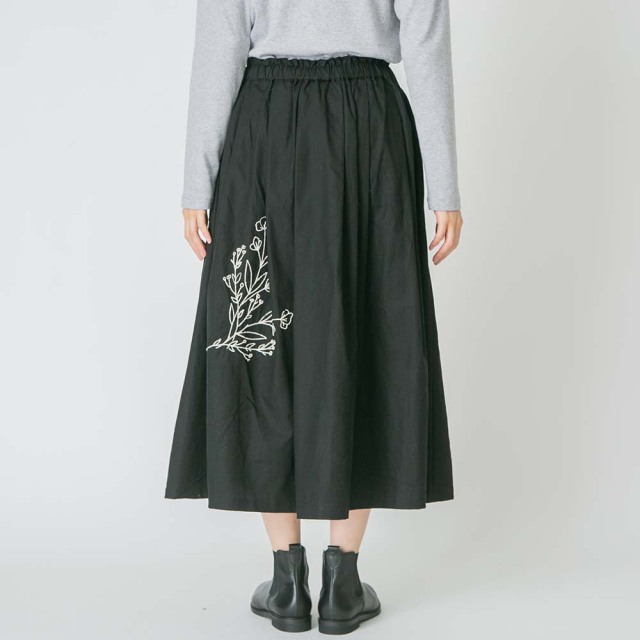 0624WT67017コットンビエラフラワー刺繍スカート