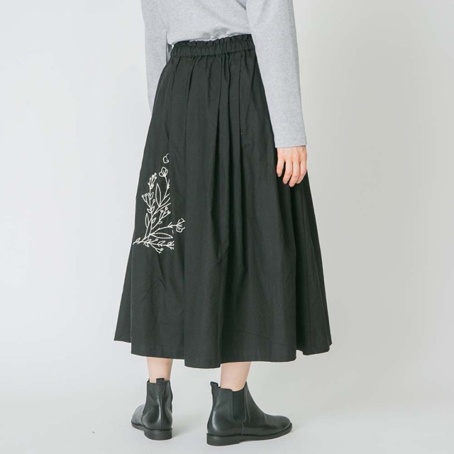 0624WT67017コットンビエラフラワー刺繍スカート