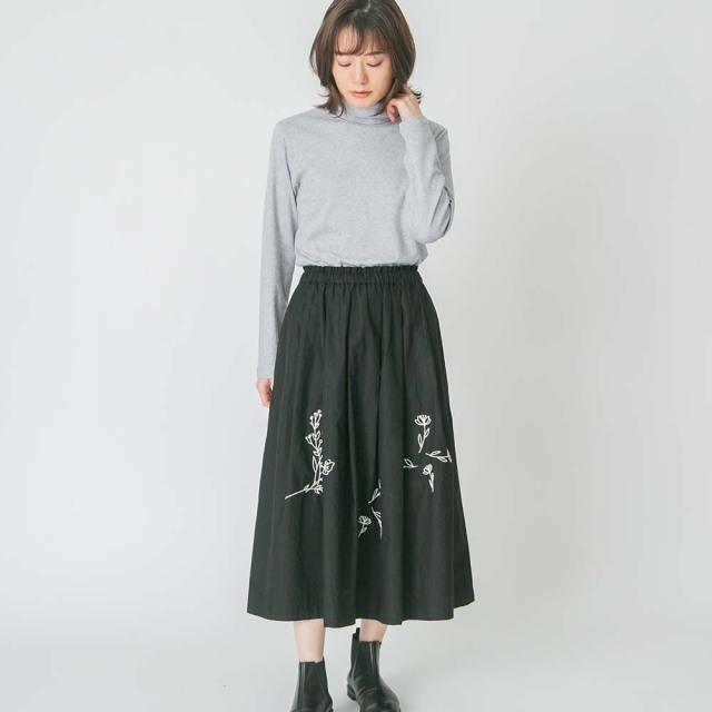 0624WT67017コットンビエラフラワー刺繍スカート