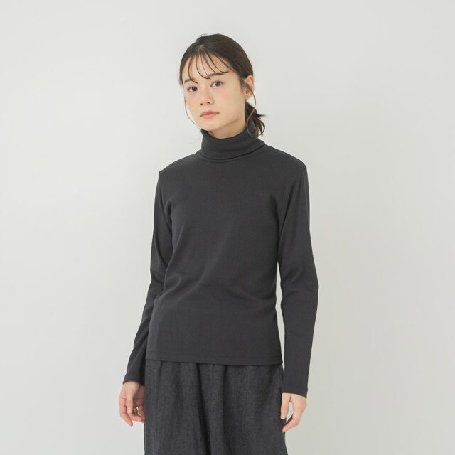 0624WT71120コットンカシミヤフライスタートルネックプルオーバー