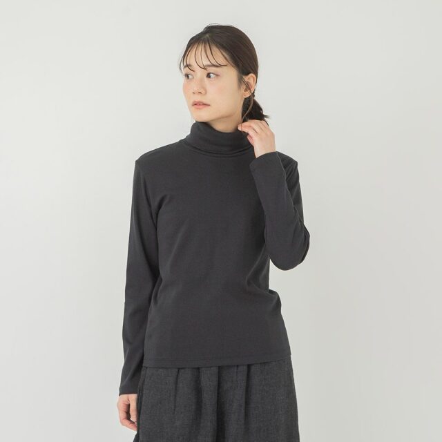 0624WT71120コットンカシミヤフライスタートルネックプルオーバー