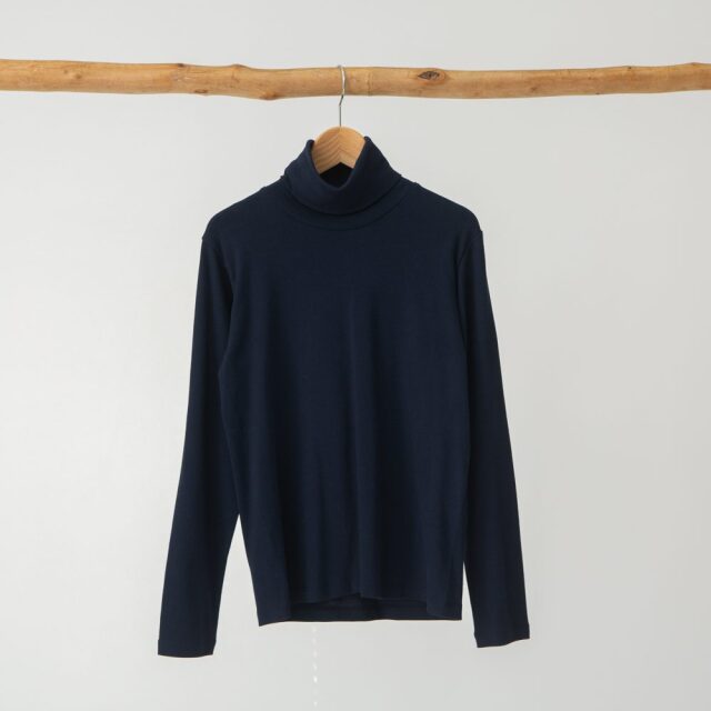 0624WT71120コットンカシミヤフライスタートルネックプルオーバー